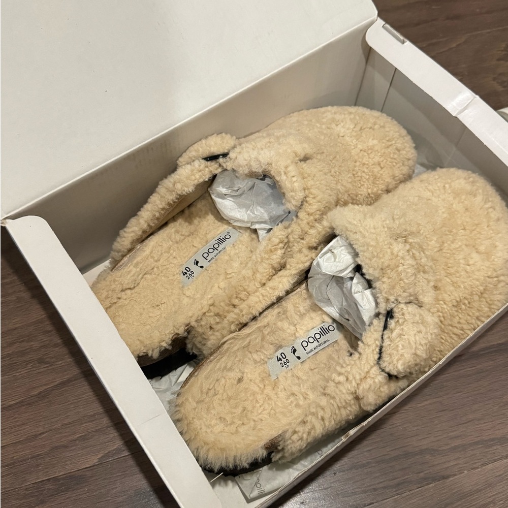 Birkenstock Papillio Boston Big Buckle Platform Fur Teddy Eggshell